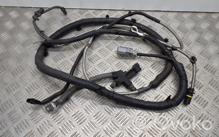 Infiniti Q70 Y51 Positive cable (battery) 