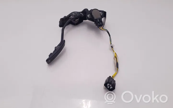 Toyota Avensis T250 Accelerator throttle pedal 