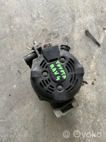 Toyota RAV 4 (XA30) Generatore/alternatore 