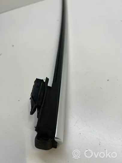 Audi A5 8T 8F Front door glass trim molding 8F0853764