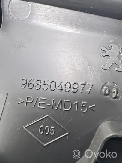 Peugeot 3008 I Kojelaudan sivupäätyverhoilu 9685049977