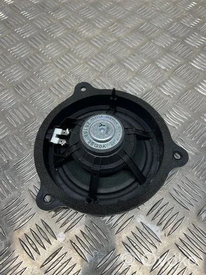 Nissan Qashqai Front door speaker 3SG0A