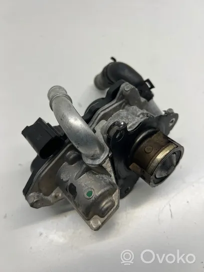 Volkswagen Golf VII EGR valve 04L131501