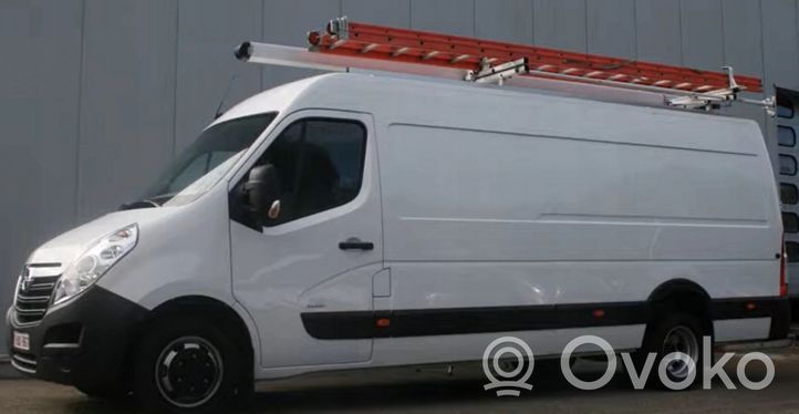 Renault Master I Roof transverse bars on the "horns" 