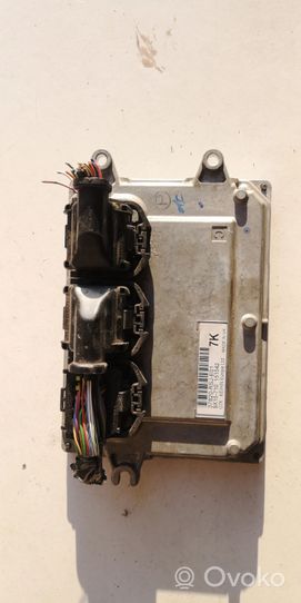 Honda Civic Komputer / Sterownik ECU i komplet kluczy 37820-RSJ-E01