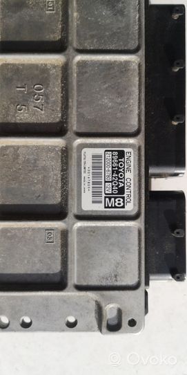 Toyota RAV 4 (XA10) Komputer / Sterownik ECU i komplet kluczy 89661-42Q40