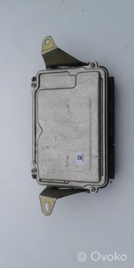 Toyota Aygo AB10 Komputer / Sterownik ECU i komplet kluczy 