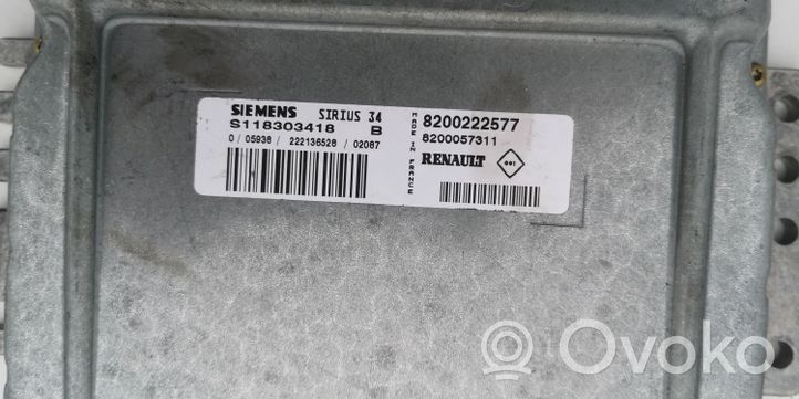 Renault Megane II Komputer / Sterownik ECU i komplet kluczy 