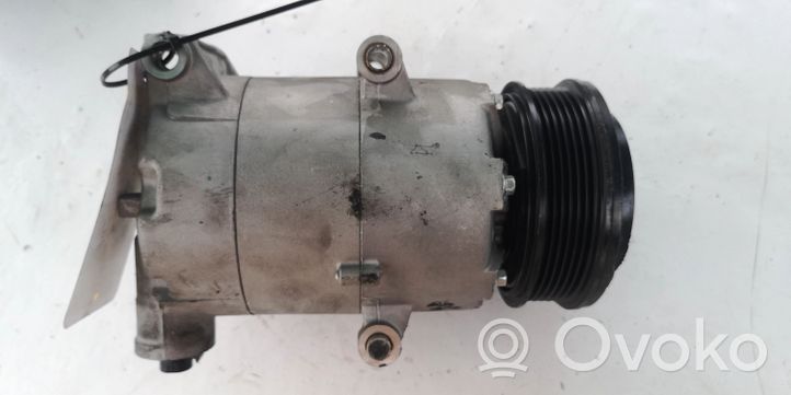 Ford Escape Ilmastointilaitteen kompressorin pumppu (A/C) 
