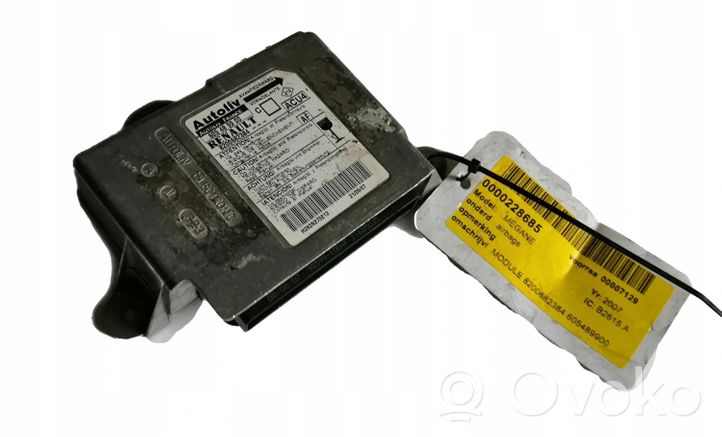 Renault Megane II Komputer / Sterownik ECU i komplet kluczy 8200682384