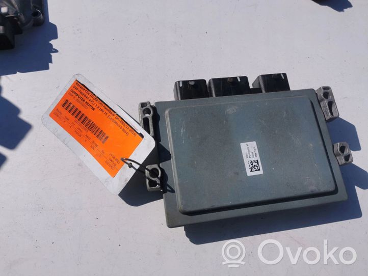 Renault Clio III Kit calculateur ECU et verrouillage S120200105A---