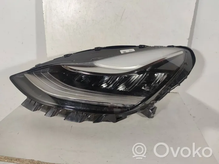 Tesla Model 3 Lampa przednia 107737500C