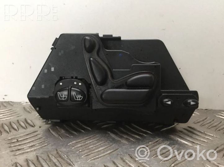 Mercedes-Benz S W220 Interruptor de control del asiento 2208218351