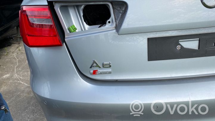 Audi Q3 8U Emblemat / Znaczek tylny / Litery modelu 