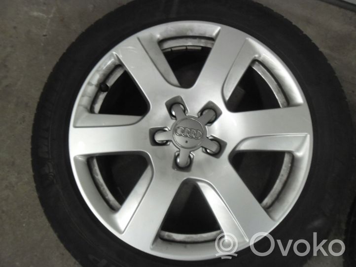 Audi A7 S7 4G Dekielki / Kapsle oryginalne 4F0601165N