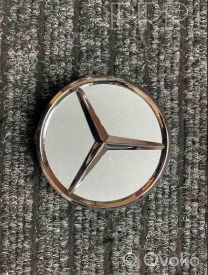 Mercedes-Benz Vito Viano W638 Rūpnīcas varianta diska centra vāciņš (-i) 2204000125