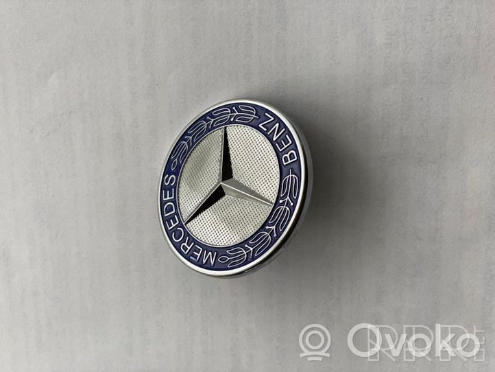 Mercedes-Benz CL C215 Mostrina con logo/emblema della casa automobilistica A2048170016