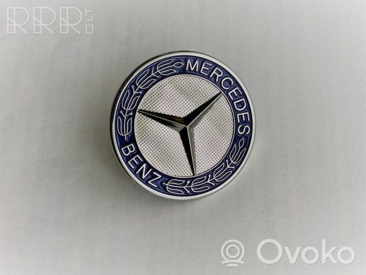 Mercedes-Benz E W213 Logo, emblème, badge A2048170616