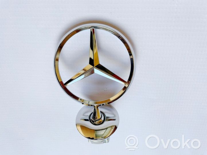 Mercedes-Benz S W222 Mostrina con logo/emblema della casa automobilistica A2218800086