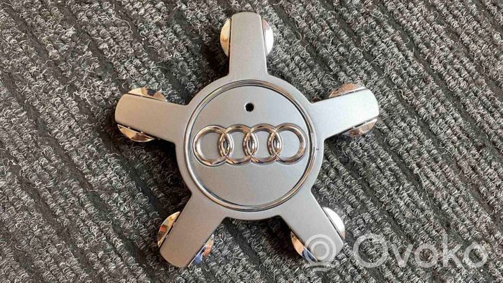 Audi E-tron GT Borchia ruota originale 4F0601165N