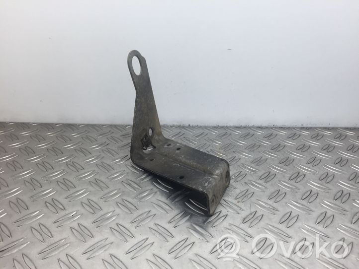 BMW X5 E70 Supporto di montaggio del parafango 7188835