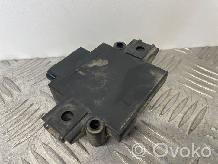 Audi A4 S4 B8 8K Degvielas sūkņa vadības bloks 4G0906093J