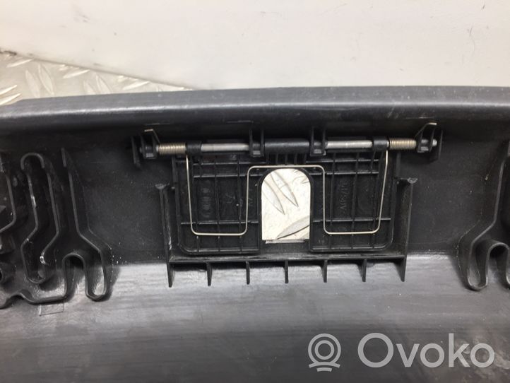 Audi A4 S4 B8 8K Rivestimento di protezione sottoporta del bagagliaio/baule 8K5863471