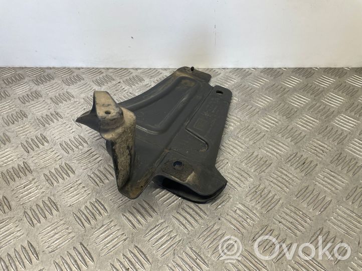 BMW 3 E92 E93 Protezione anti spruzzi/sottoscocca del motore 7166650