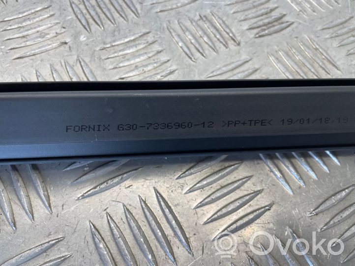 BMW 5 G30 G31 Rivestimento modanatura del vetro della portiera anteriore 7336960