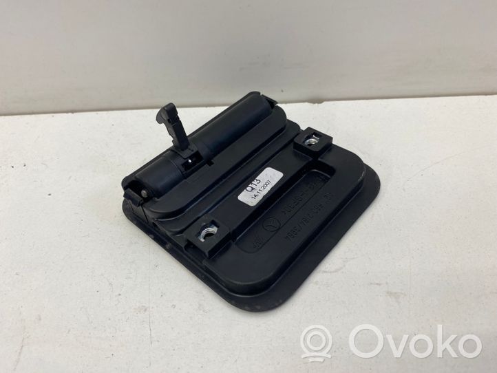 Mercedes-Benz E W211 Altro elemento di rivestimento bagagliaio/baule A2116802184