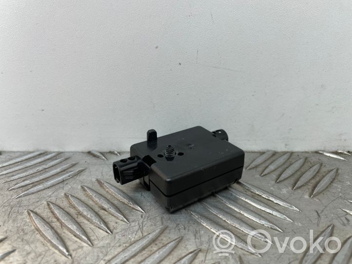 BMW 3 GT F34 Aerial antenna amplifier 9231466