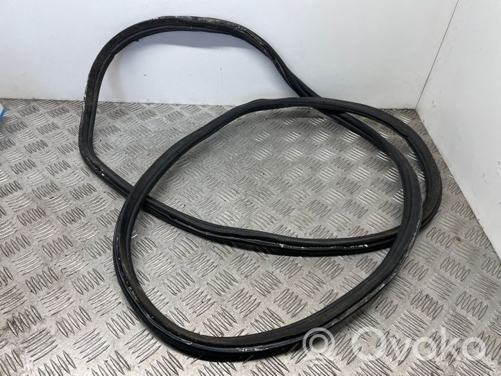 BMW 3 F30 F35 F31 Trunk rubber seal (body) 