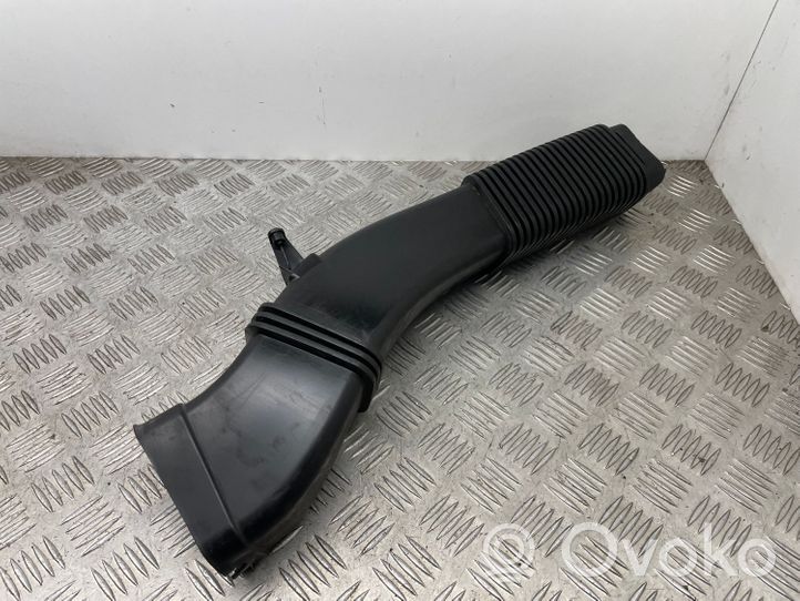 BMW 5 F10 F11 Air intake duct part 7811597