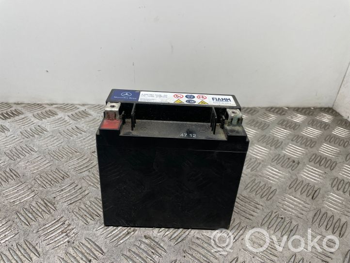 Mercedes-Benz C W204 Batterie A0009827008