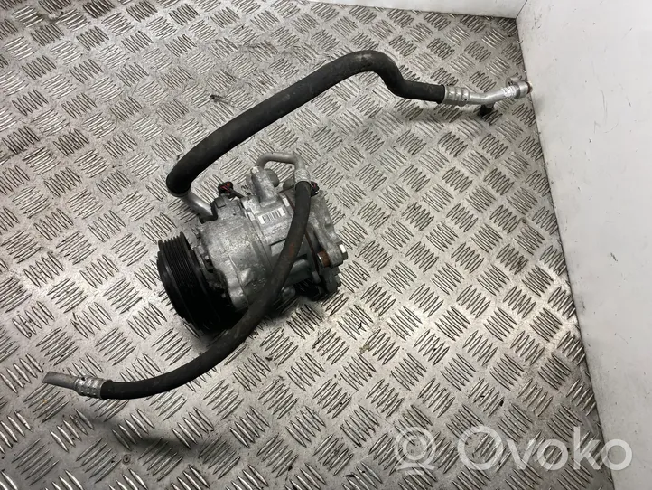 BMW 4 F32 F33 Compressore aria condizionata (A/C) (pompa) 9330831