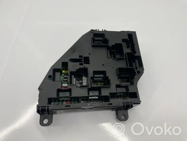 BMW 7 F01 F02 F03 F04 Module de fusibles 9264924