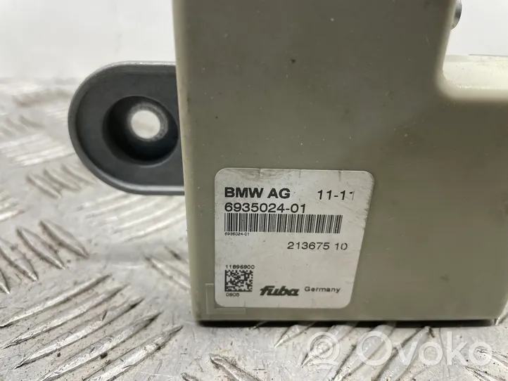 BMW 6 F12 F13 Wzmacniacz anteny 6935024