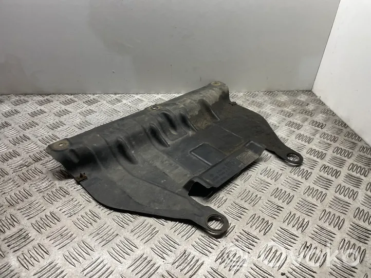 BMW 4 F32 F33 Protezione anti spruzzi/sottoscocca del motore 6850067