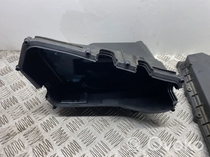 BMW 4 F32 F33 Saugiklių dėžė (komplektas) 8509913