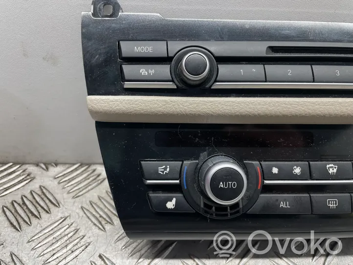 BMW 5 F10 F11 Climate control unit 9241238