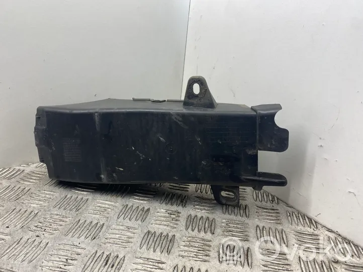 BMW 7 F01 F02 F03 F04 Część rury dolotu powietrza 7184155