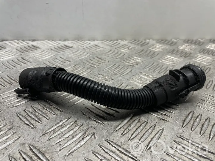 BMW 5 F10 F11 Manguera/tubo respirador 7803842