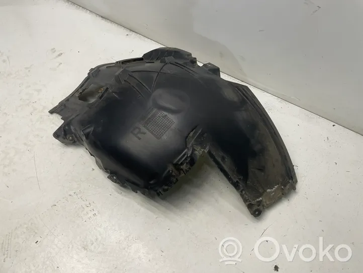 BMW 7 F01 F02 F03 F04 Etupyörän sisälokasuojat 7185162