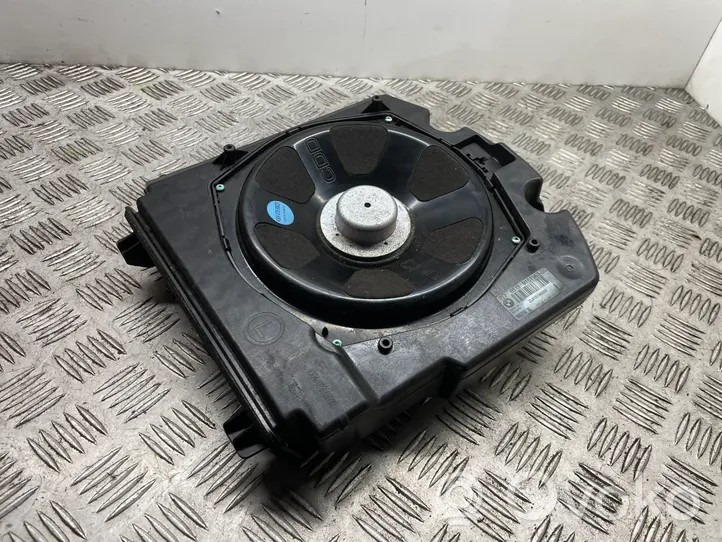 BMW 7 F01 F02 F03 F04 Subwoofer-bassokaiutin 9151963