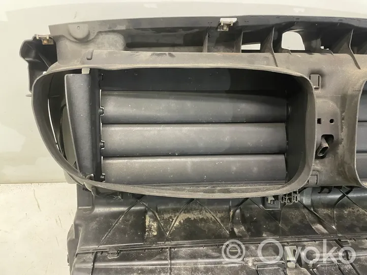 BMW 5 F10 F11 Radiator support slam panel 8049681