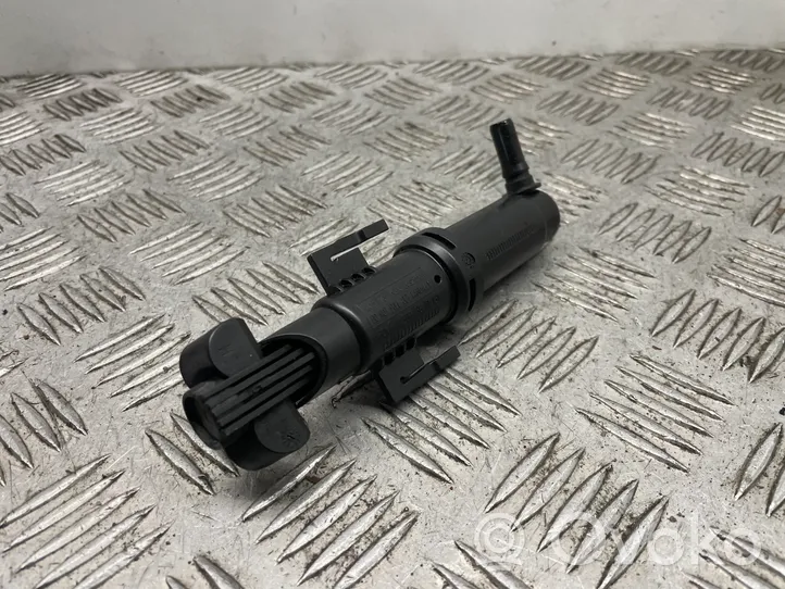 BMW 5 F10 F11 Ugello a spruzzo lavavetri per faro 7149885