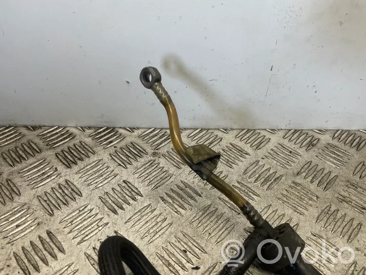 BMW 3 E90 E91 Fuel line/pipe/hose 7795911