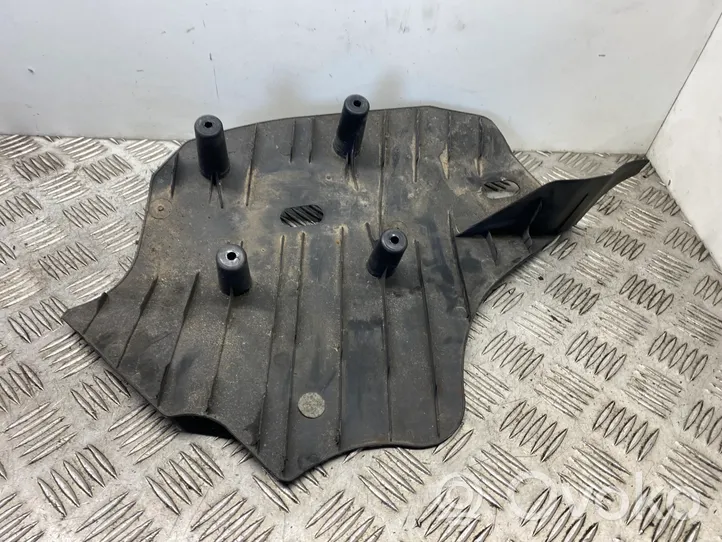 BMW 3 F30 F35 F31 Couvre soubassement arrière 6796138