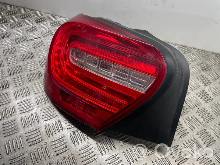 Mercedes-Benz A W176 Luci posteriori A1769060300