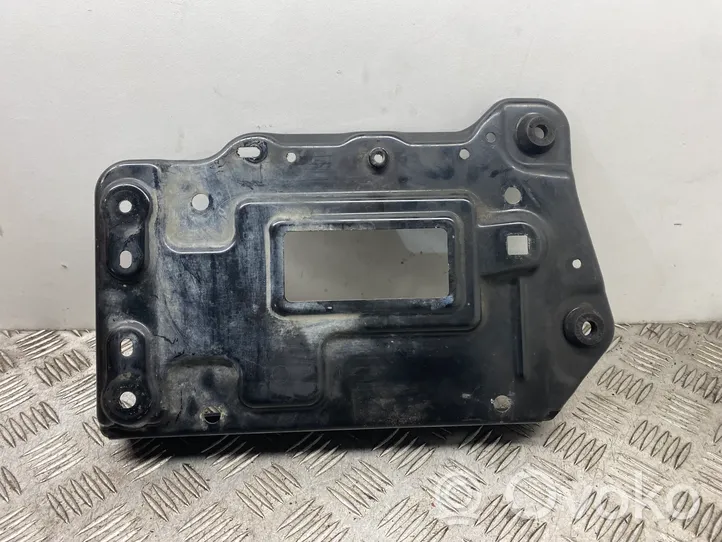 Mercedes-Benz A W176 Boîte de batterie A2466200018